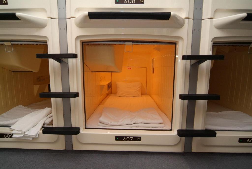 Capsule Hotel & Sauna Ikebukuro Plaza Tóquio Quarto foto